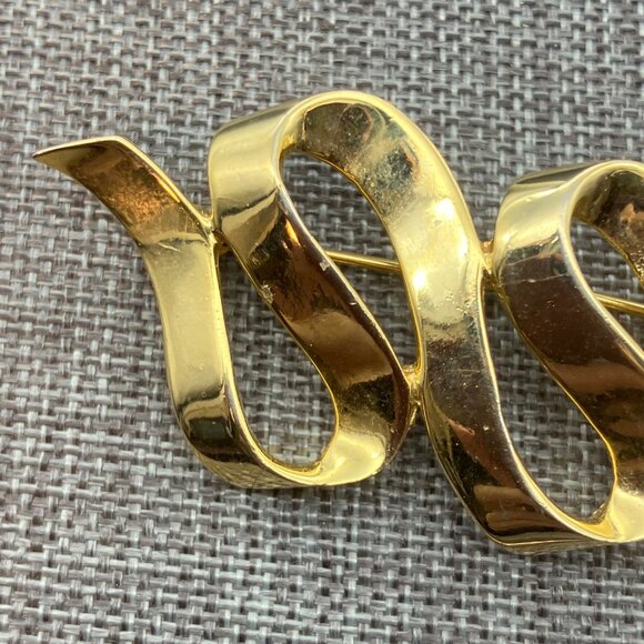 M Jent Ribbon Brooch Pin 2.5 In As Is Vintage Gold Shiny Retro Classic Gift - Picture 6 of 8